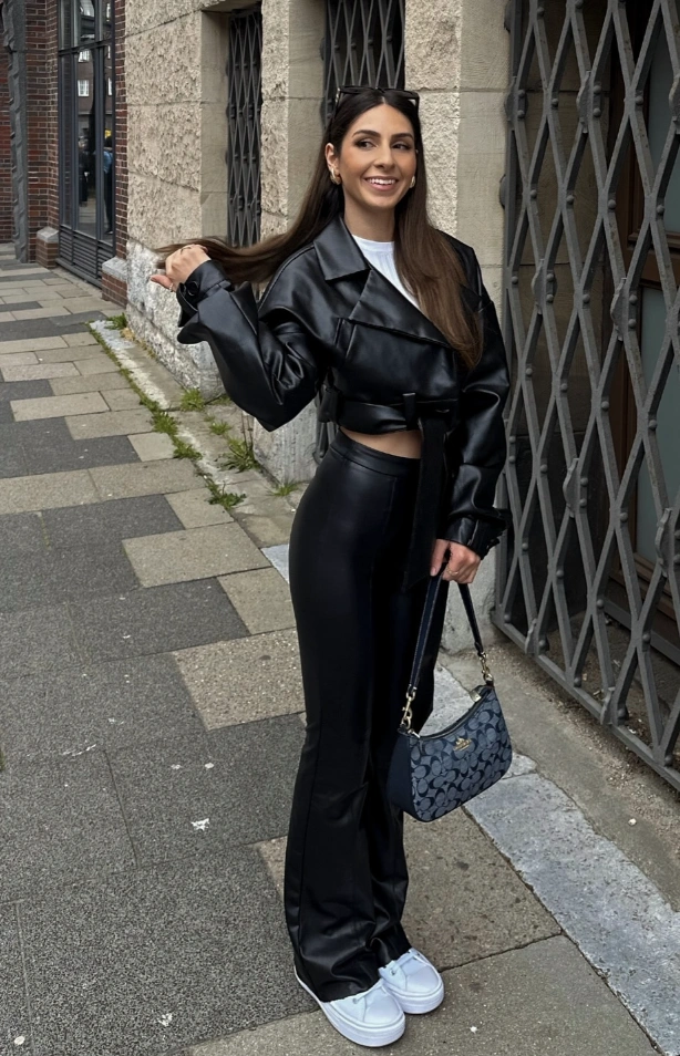 25+ Bold Leather Jacket Outfits to Stand Out this Season