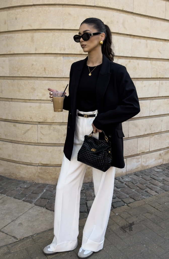 25+ Stylish Black Blazer Outfits for Women That Turn Heads