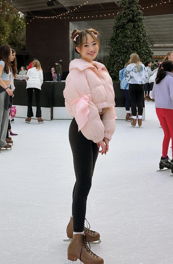 13+ Attractive Ice Skating Outfits for Ultimate Rink Style - The ...