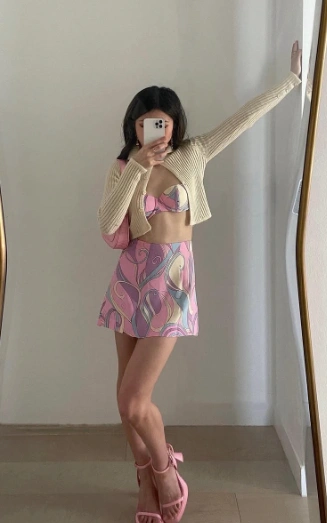 15 Fresh Euphoria Outfits Inspired Looks You Need to Try Now