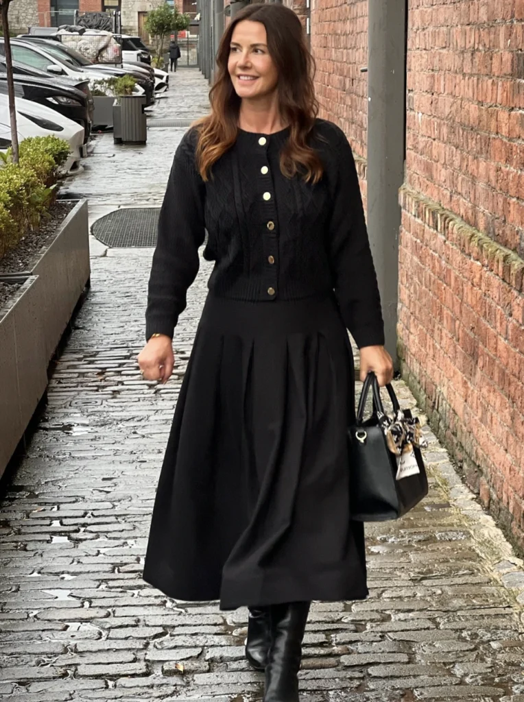 20 Flattering Fall Outfits Women Over 40 or 50 Will Feel Confident In