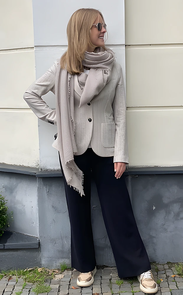 Fashionable old money outfits with sneakers featuring modern design elements suitable for casual or formal occasions
